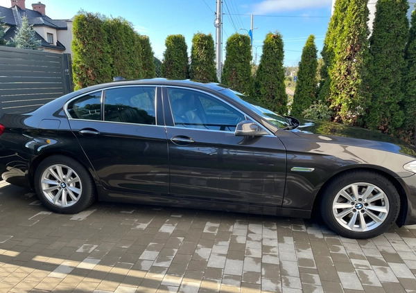 BMW Seria 5 cena 62000 przebieg: 88000, rok produkcji 2014 z Żyrardów małe 154